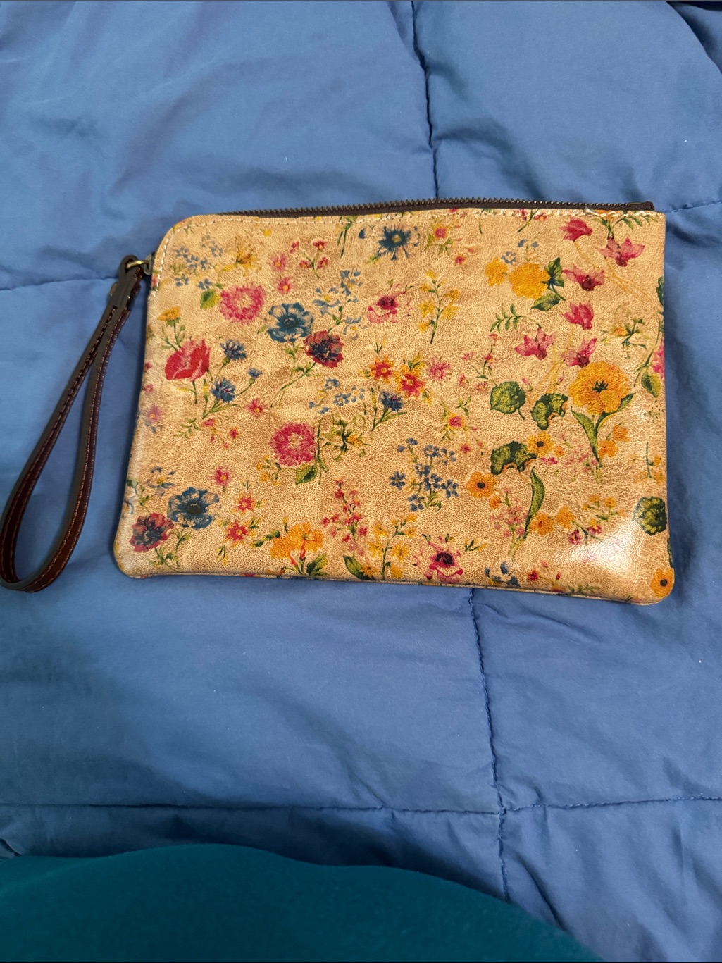 Patricia Nash Cassini Wristlet In Prairie Rose